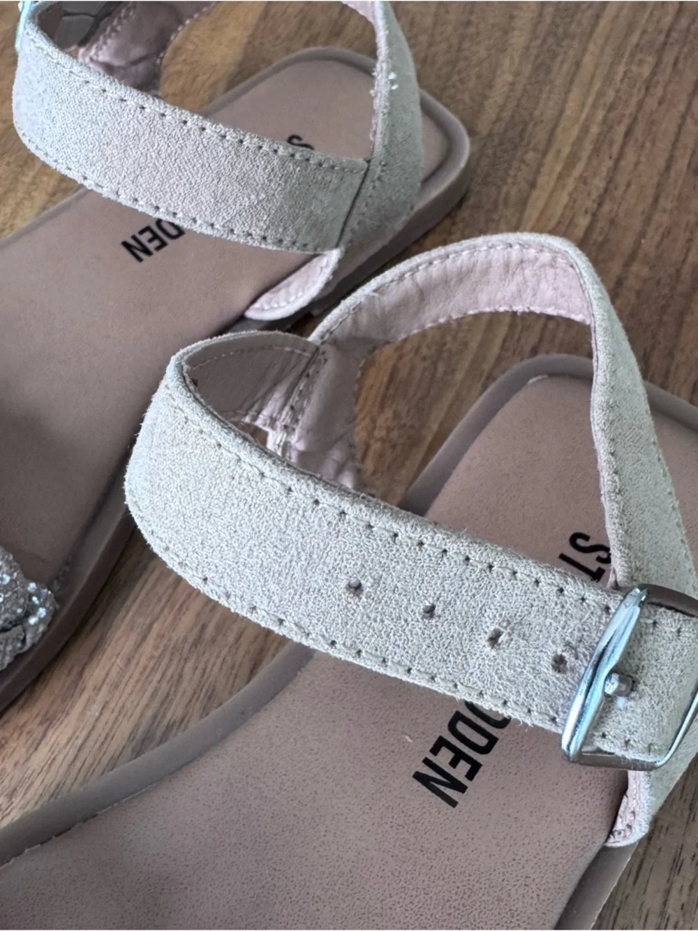 Steve Madden Braided Sparkle Strap Sandals Tan/Nude/Silver. Size Kid’s 11 - Picture 8 of 13